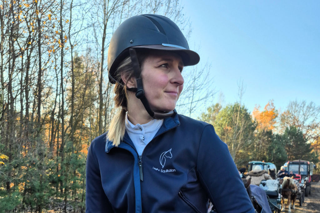 light-equitation-trening-i-fizjoterapia-koni-fizjoterapia